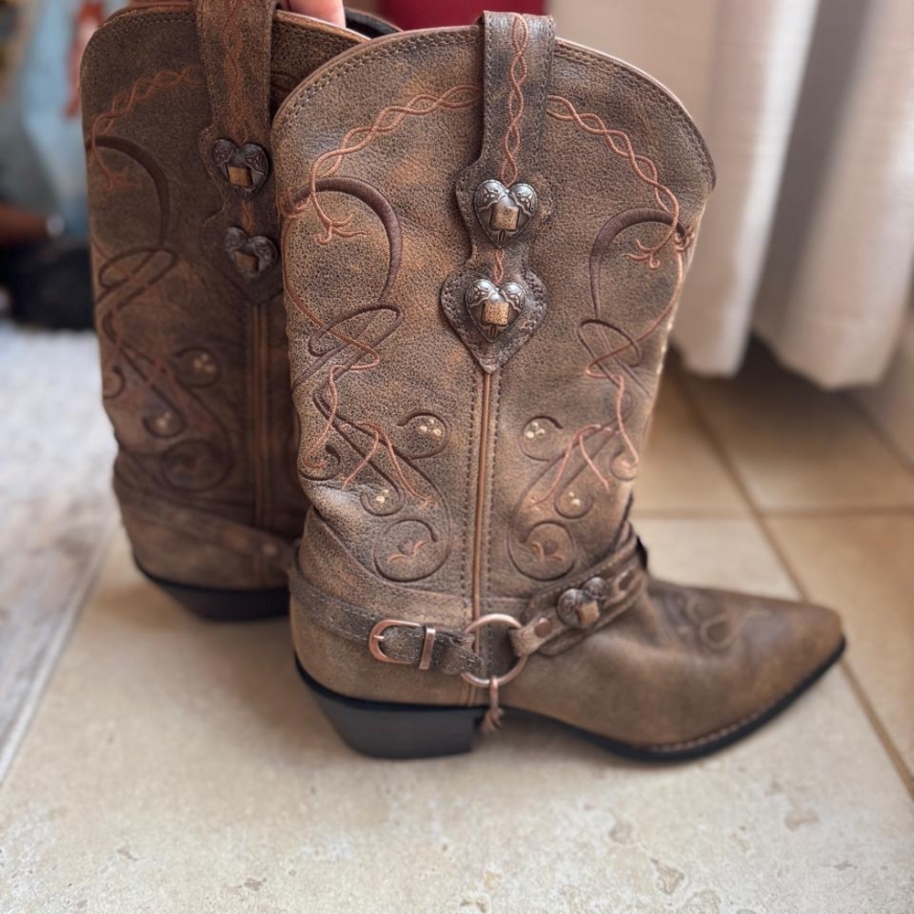 Brown Embroidered Western Boots